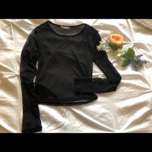 Sheer black 3/4 sleeve